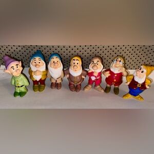 Disney Seven Dwarfs Grumpy & Dopey ….. Figure
